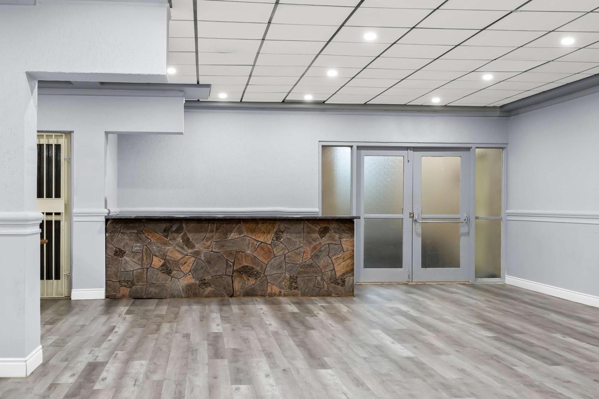 Surestay Plus By Best Western Γουίντσορ Εξωτερικό φωτογραφία
