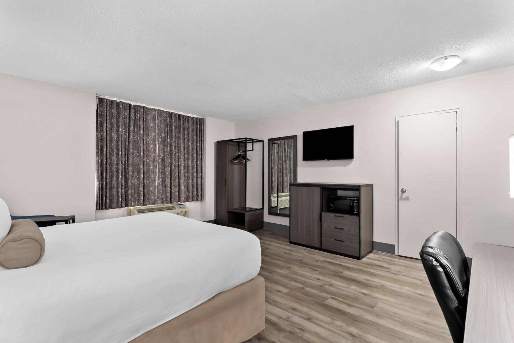 Surestay Plus By Best Western Γουίντσορ Εξωτερικό φωτογραφία