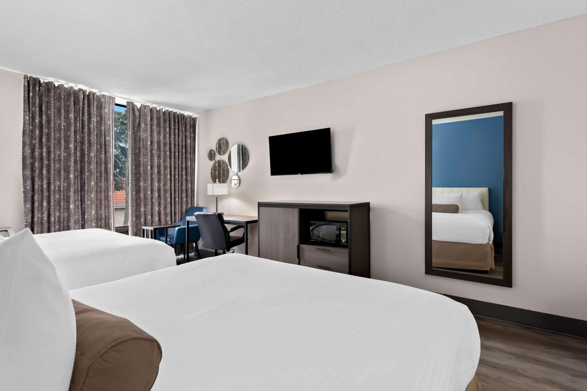 Surestay Plus By Best Western Γουίντσορ Εξωτερικό φωτογραφία